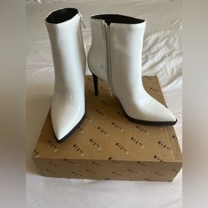 MIX No. 6 white booties. BRAND NEW IN BOX. NEVER WORN.